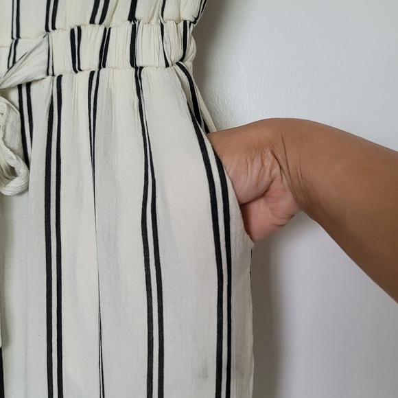 La Classe Couture Striped Wide Leg Jumpsuit Small Petite - Picture 6 of 9